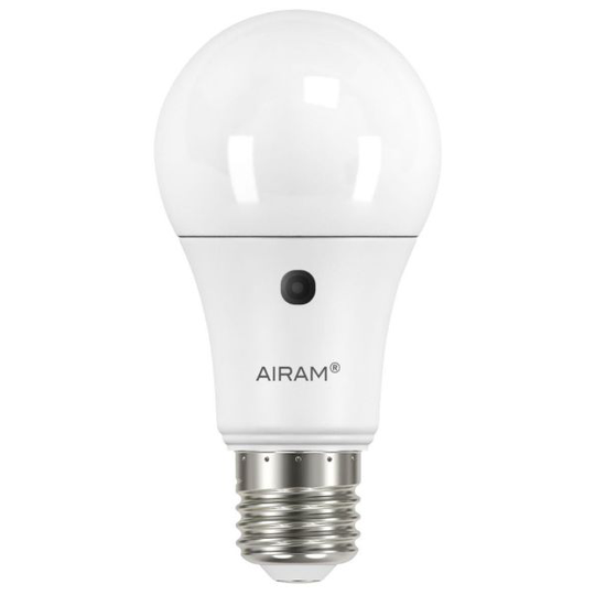 Airam 4713757 LED-lamppu hämärätunnistimella 10.7 W