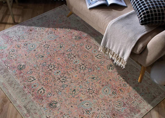 Matto Sarouk Pink 120x180 cm