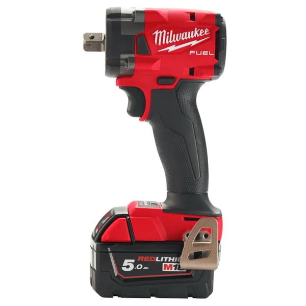 Milwaukee M18 FIW2P12-502X Mutterinväännin sis. akut ja laturin