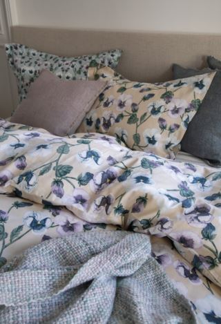 Pure koristetyynynpäällinen vaaleanlila
