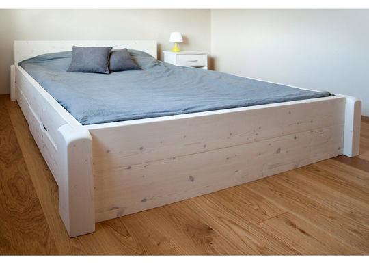 Massiivipuusänky vuodevaatelaatikolla Country Extra 160x200 cm