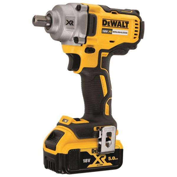 Dewalt DCF894P2 Mutterinväännin sis. 5,0 Ah:n akut ja laturin