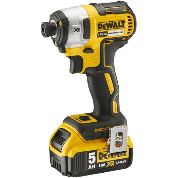 Dewalt DCF887P2 Iskevä ruuvinväännin sis. 5,0 Ah:n akut ja laturin