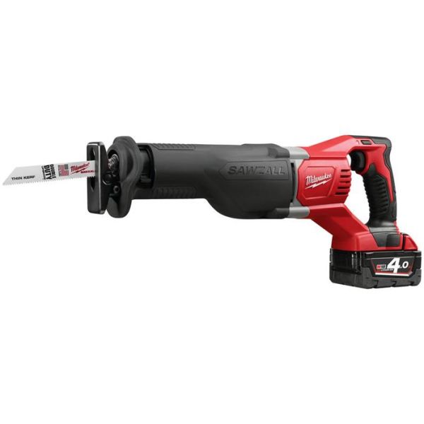 Milwaukee M18 BSX-402C Puukkosaha sis. akut ja laturin