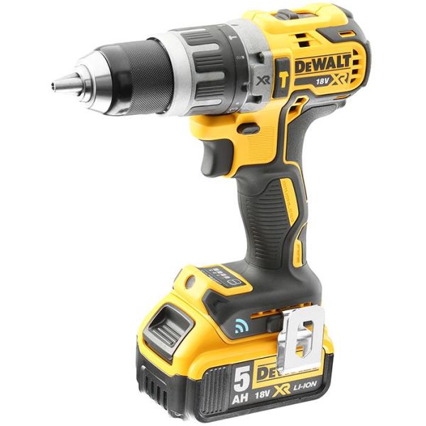 Dewalt DCD797P2B Porakone-ruuvinväännin sis. 5,0 Ah:n akut ja laturin