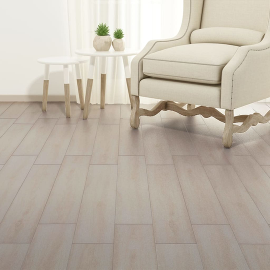 vidaXL Itsekiinnittyvät PVC-lattialankut 2,51 m² 2 mm tammi valkoinen