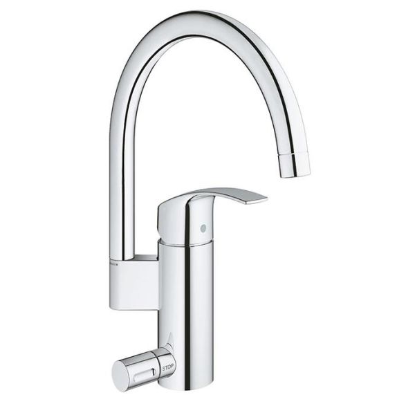 Grohe Eurosmart 33490002 Keittiöhana astianpesukoneen liitännällä.