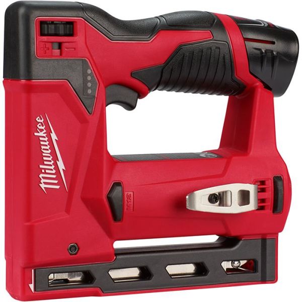 Milwaukee M12 BST-202X Niittipistooli sis. 2,0 Ah:n akut ja laturin