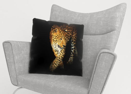 Koristetyynyliina BEAUTIFUL JAGUAR 45x45 cm