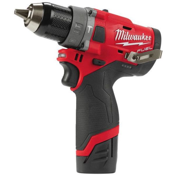 Milwaukee M12 FPD-202X Iskuporakone sis. 2,0 Ah:n akut ja laturin