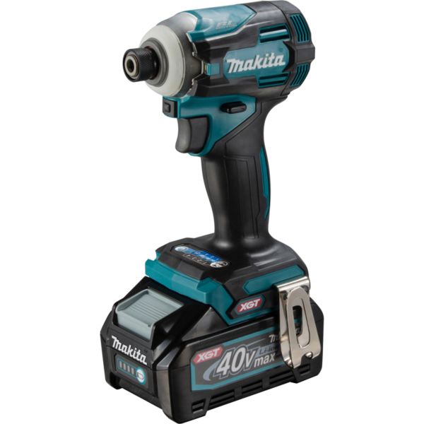 Makita TD001GM201 XGT Ruuvinväännin mukana akut 40 V 4,0 Ah, laturi ja laukku